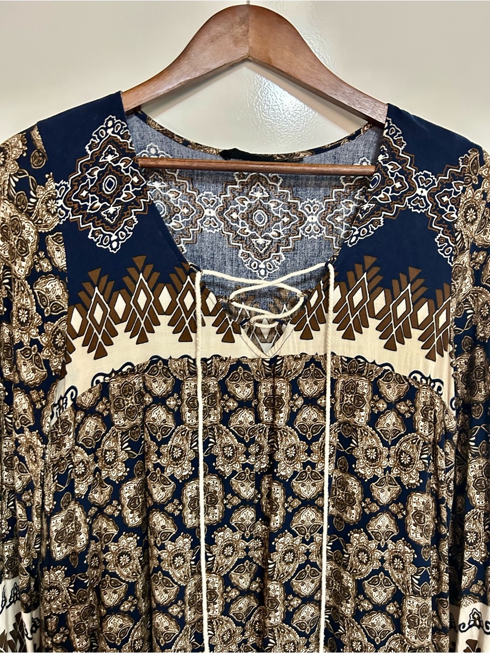 Anthropologie Blu Pepper Paisley Flowy Loose Blouse flare sleeve bohemian boho M - Picture 3 of 13
